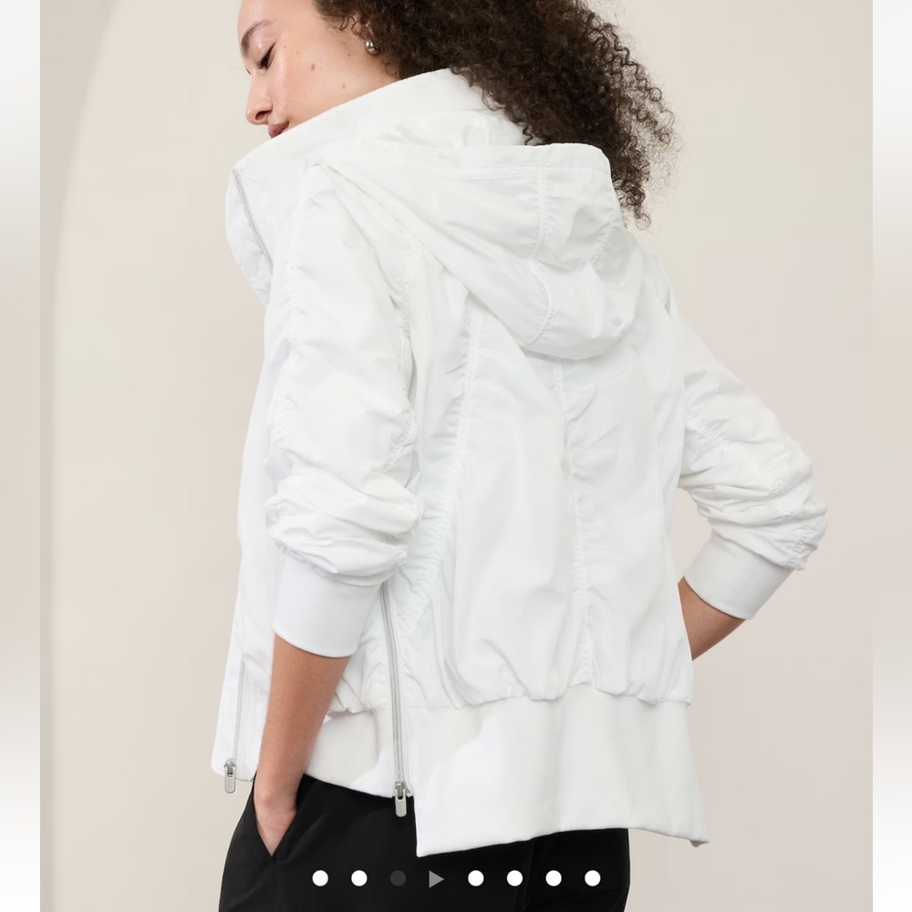 Athleta Jetset Bomber sz. Small